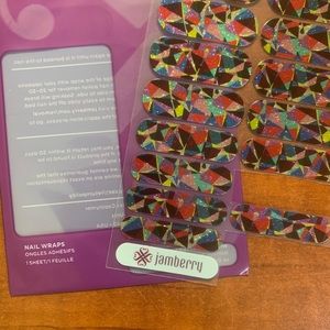 3/$25 Jamberry Crash Art wrap!! Partial Sheet!